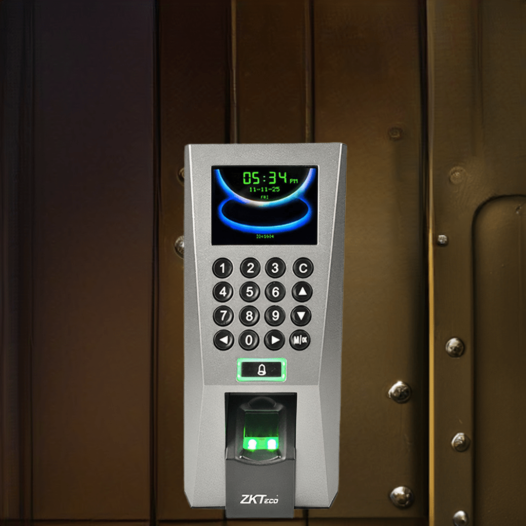 🖐️ جهاز بصمة الإصبع ZKTeco F18 – نظام تحكم دخول متطور - MadinahTaif Store