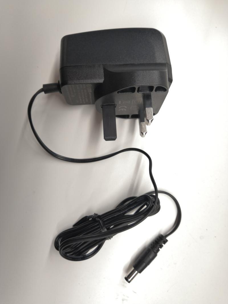 محول كهرباء 12 فولت / 1 أمبير (معيار بريطاني) هيك فيجن ADS-12FG-12N - MadinaTaif